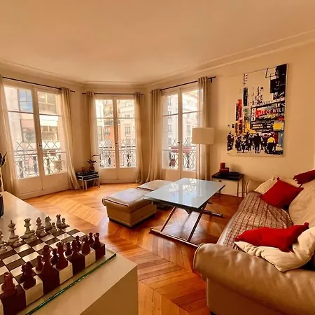 Appartamento Eiffel District Charm, Cosy *